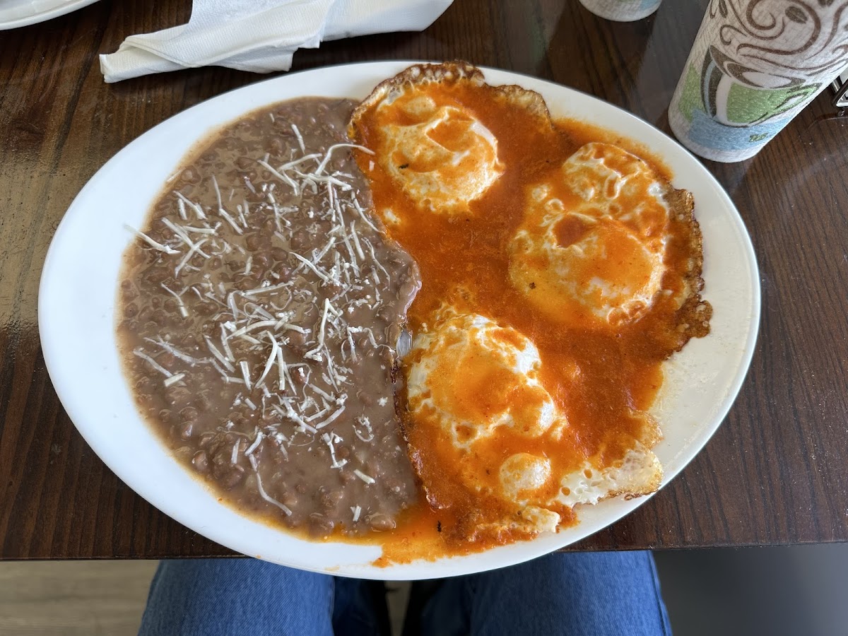Casita Luna Mexican Restaurant - Photo 4