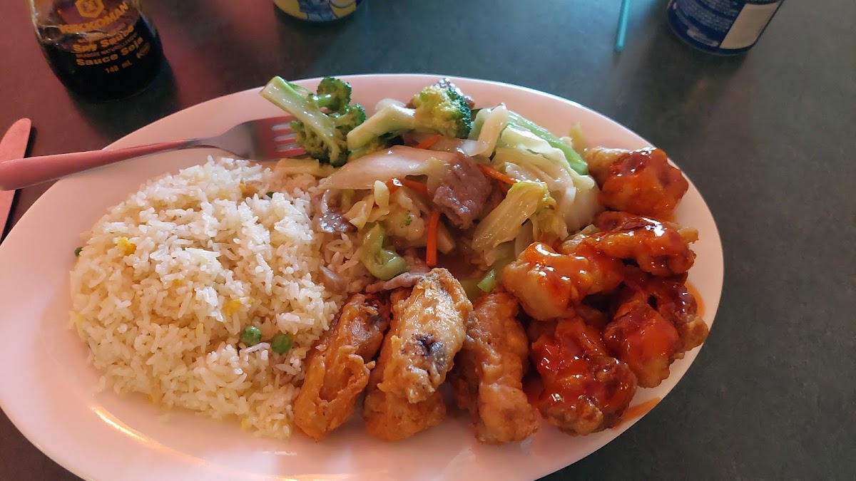 Harvest Heights Restaurant - Photo 7