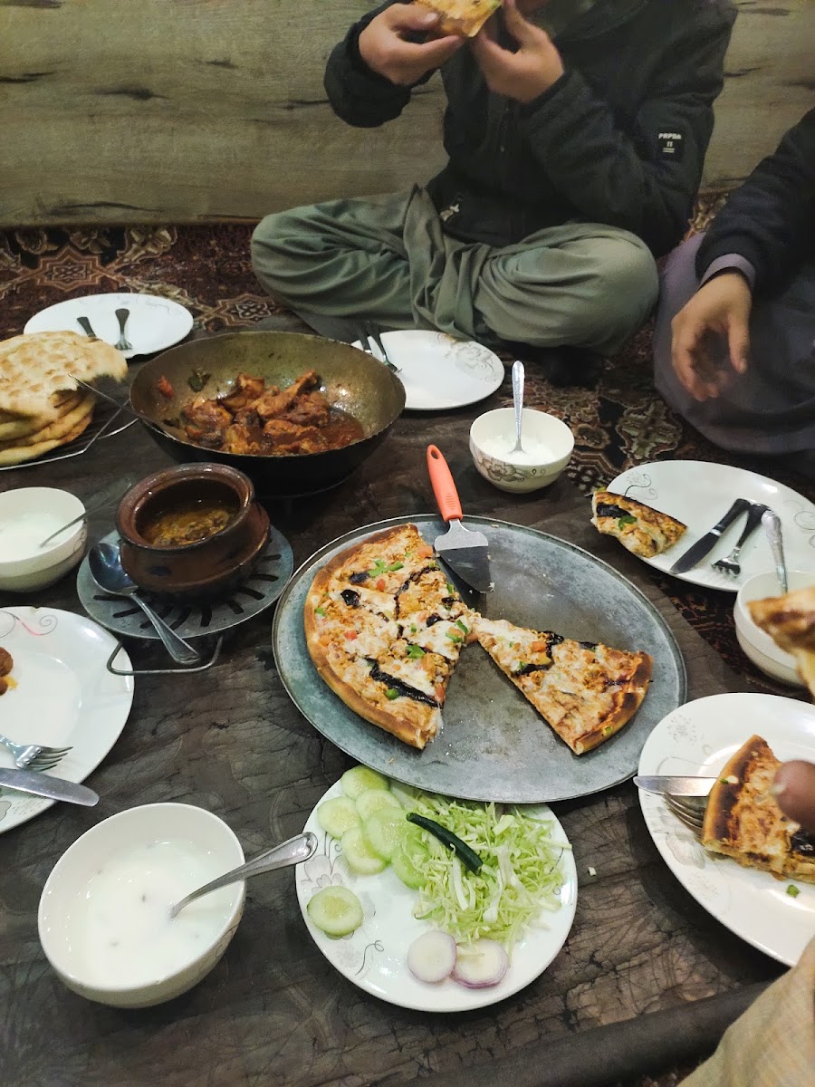 Green Hut Pizza Restaurant - Photo 1