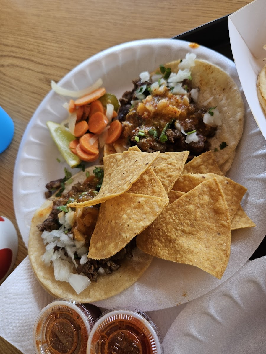 Lupita's Taqueria - Photo 1