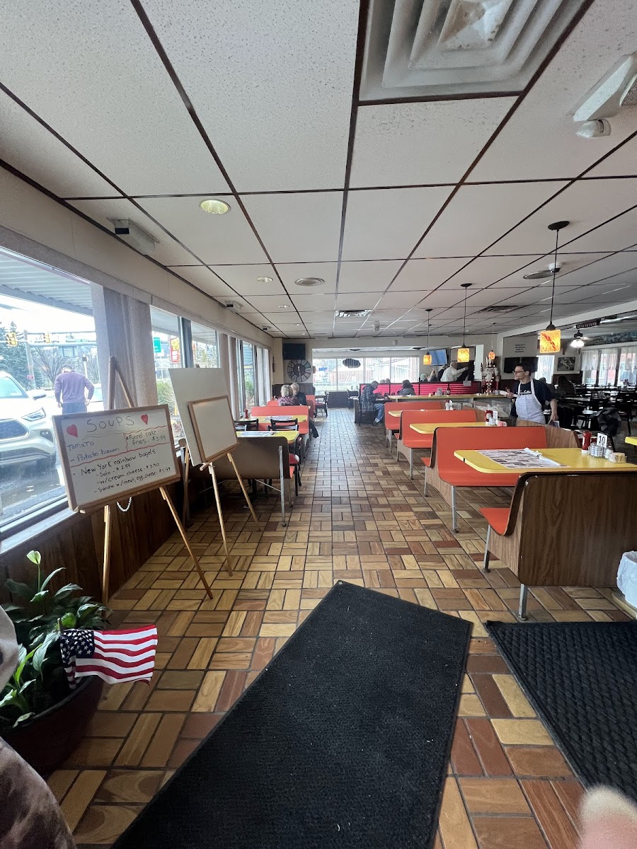 Nicoletta's Family Restaurant - Photo 1