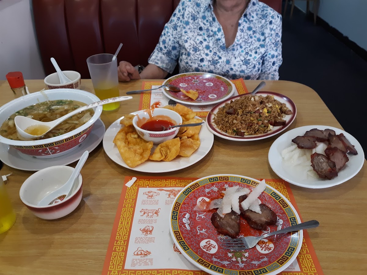 Wing's Chinese Restaurant - Photo 1
