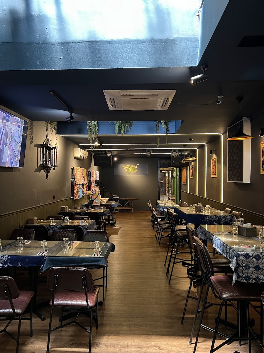 Bombay Kitchen And Bar Penang - Photo 7