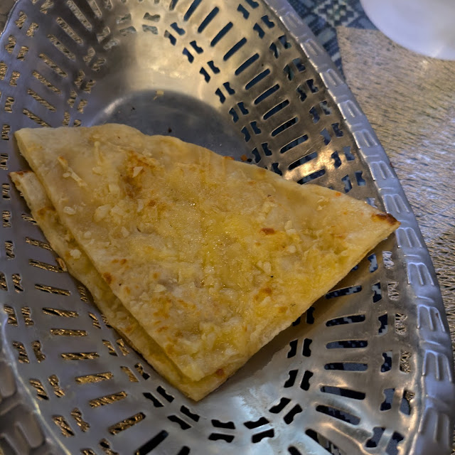 Garlic Cheese Naan