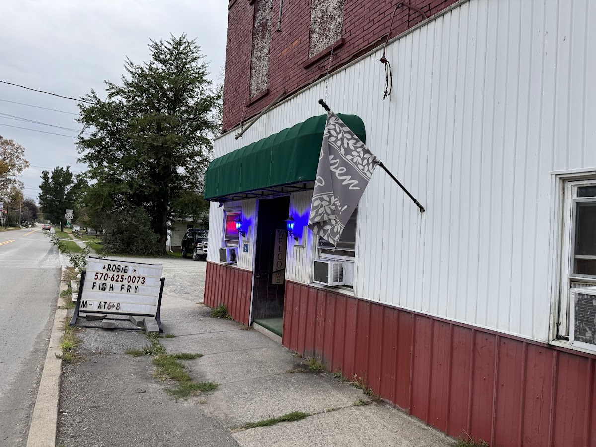 Rosie's (formerly Mema's)