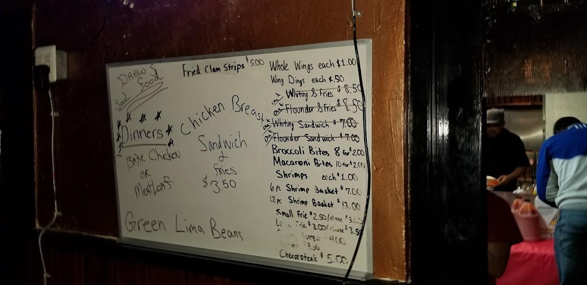 Benny's Bistro on Olden - Photo 8