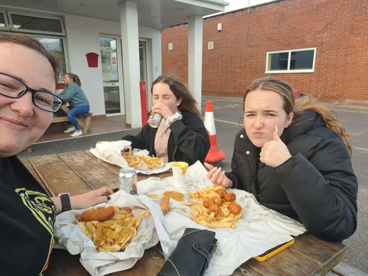 Summerhaze Fish Bar - Photo 3