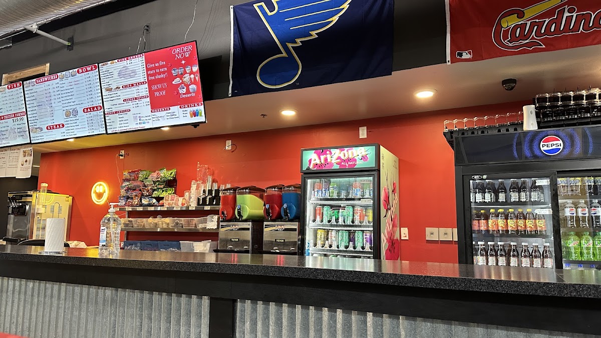 STL City Grill - Photo 7