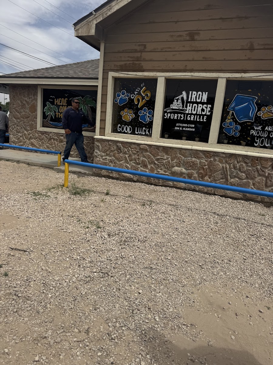 Iron Horse Sports Grille - Photo 5