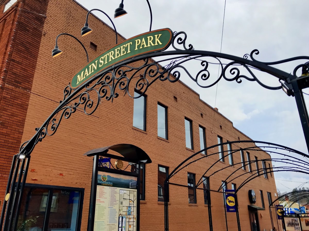 Main Street Market - Photo 4