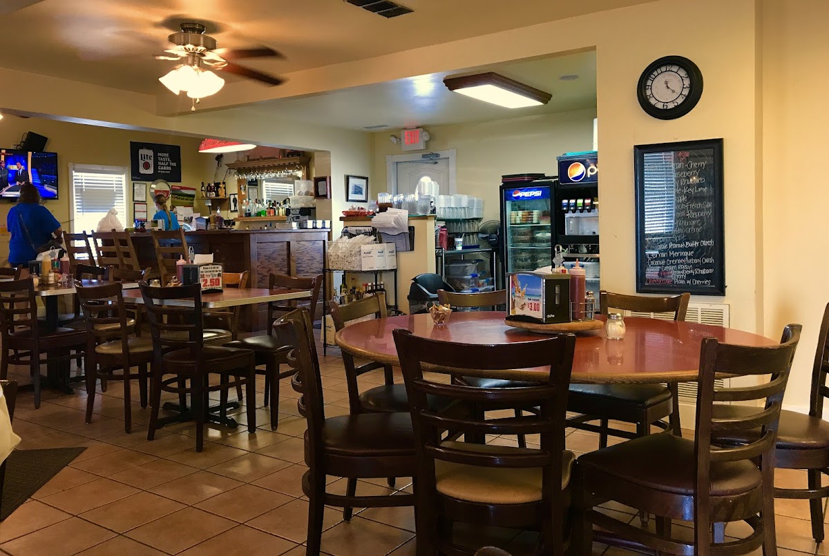 Six Mile Cafe