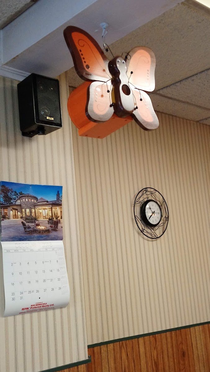 Fenton's Restaurant - Photo 4
