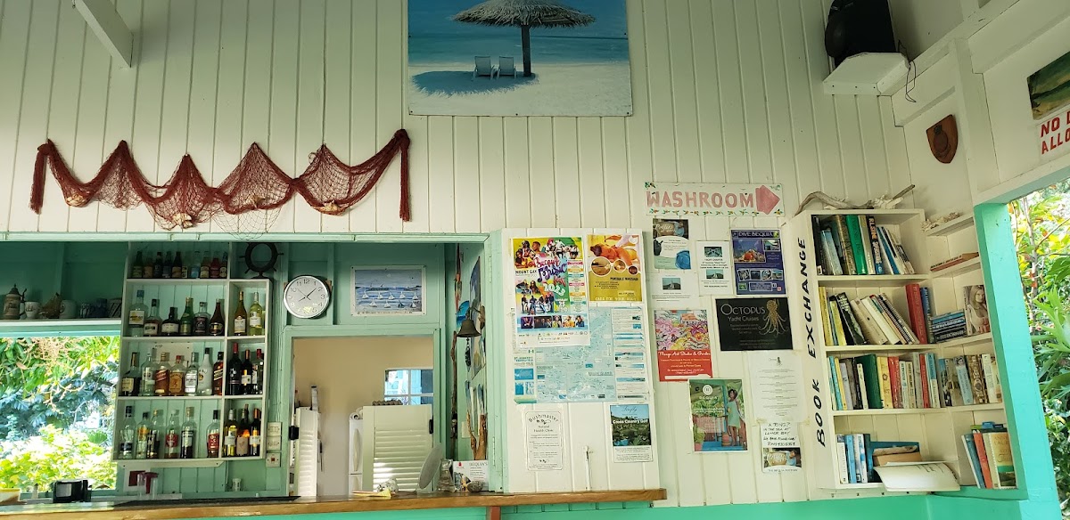 Dawn's Creole Restaurant, Lower Bay Beach - Photo 8