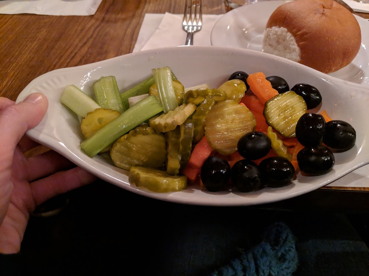 D & K Hickory House Restaurant - Photo 4
