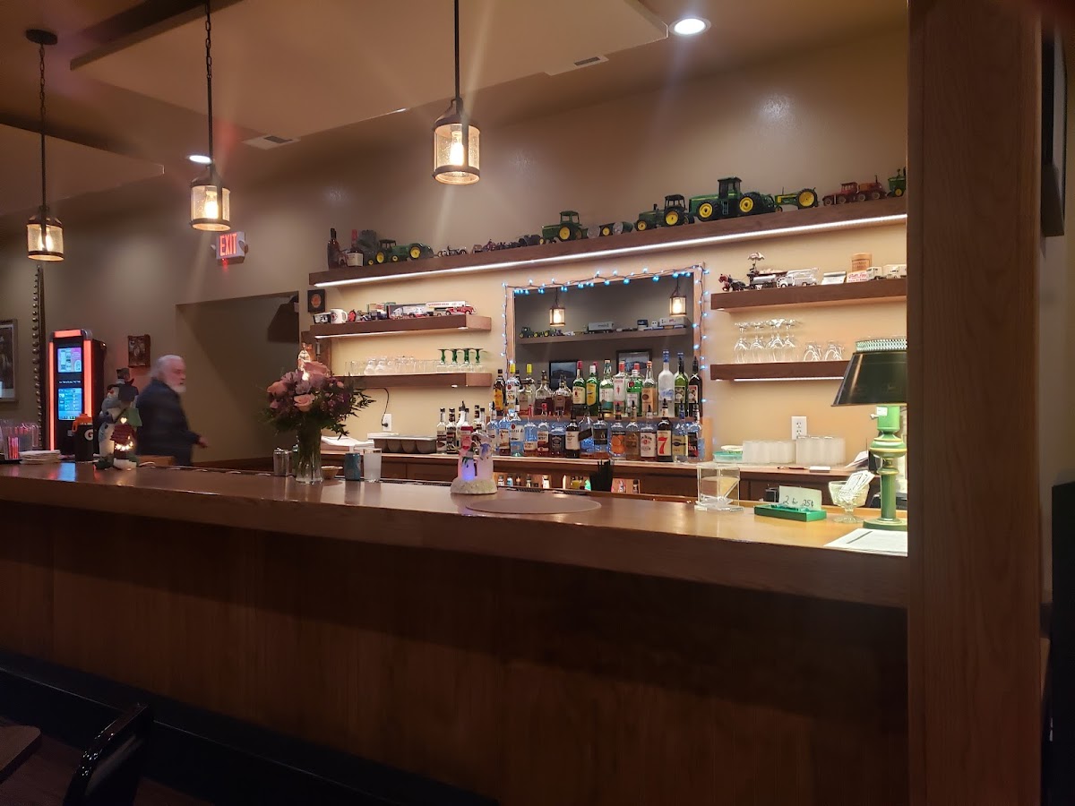 D & K Hickory House Restaurant - Photo 6