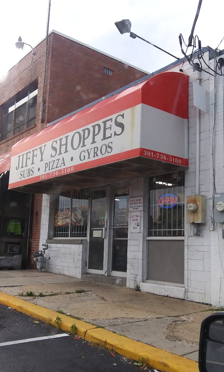 Jiffy Shoppes - Photo 2