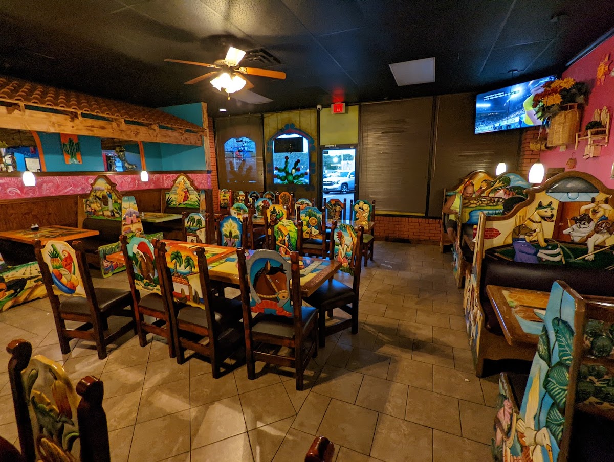 Señor Fajita's Portland - Photo 2