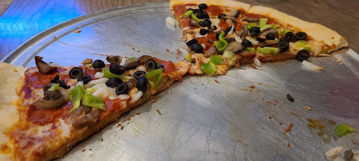 Deadwood Pizza Factory - Photo 1