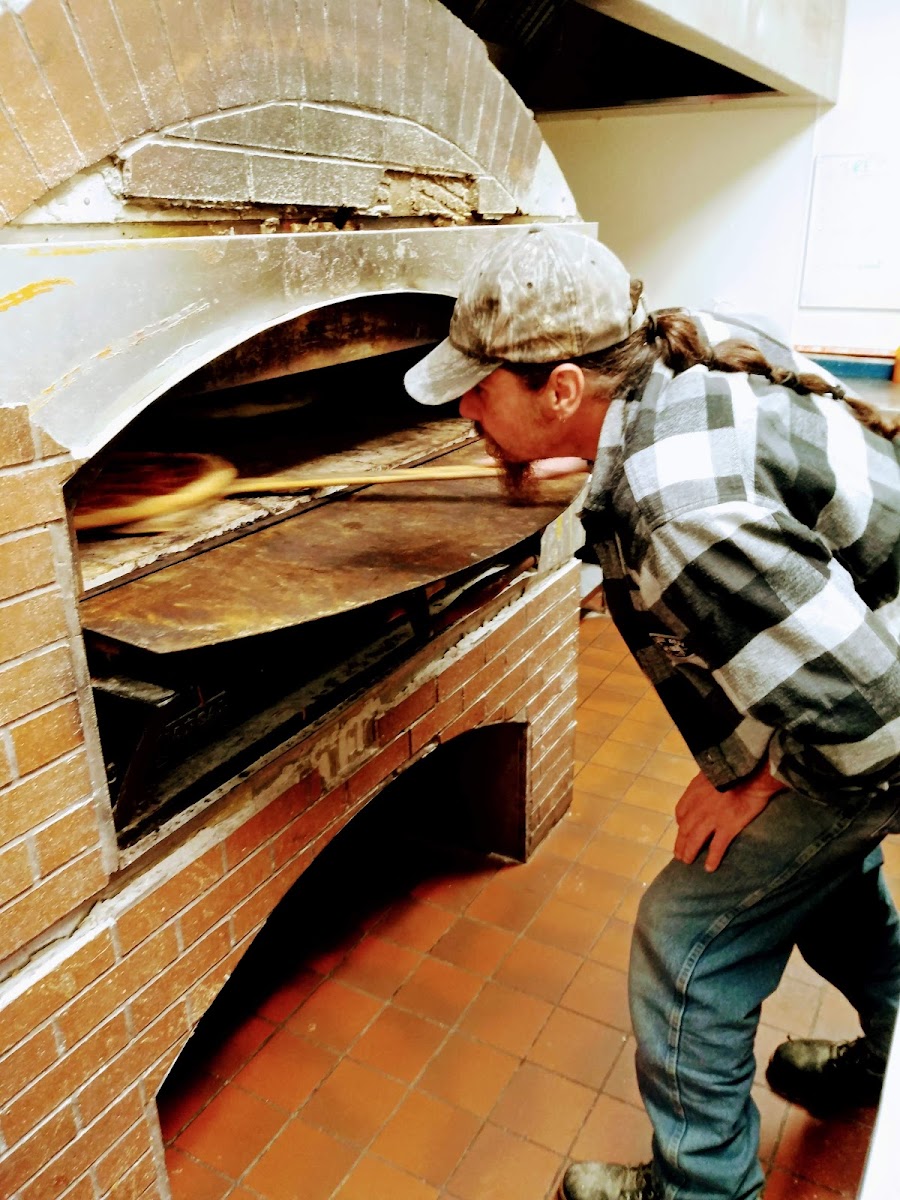 Deadwood Pizza Factory - Photo 3