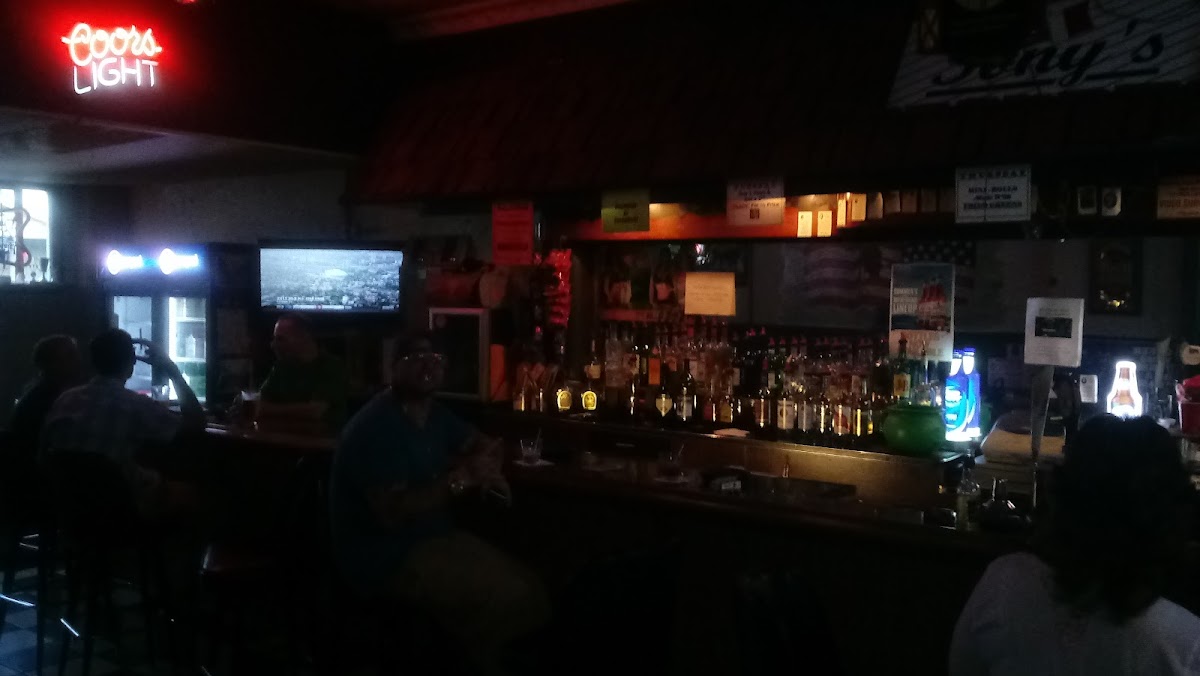 Tony's Pizza & Pub - Photo 4