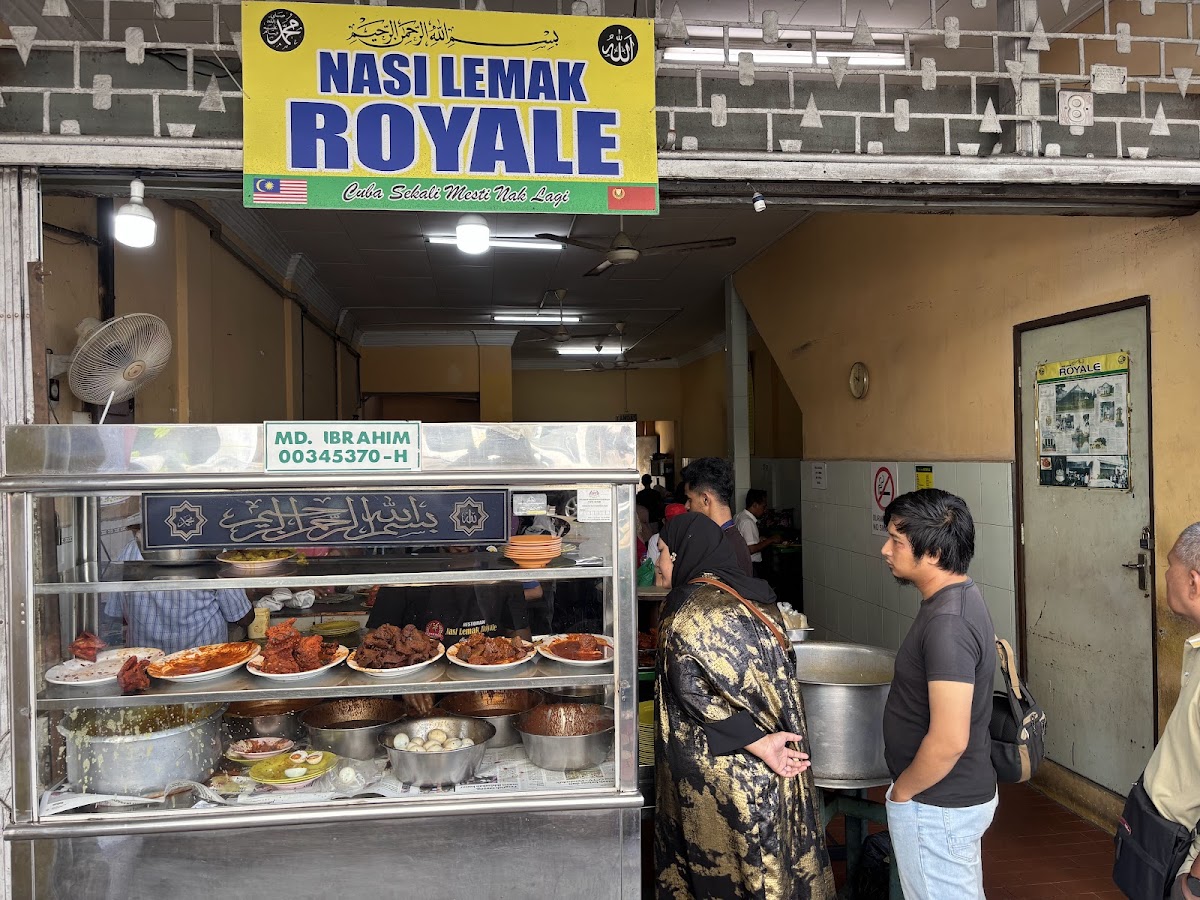 Restoran SMR Nasi Lemak Royale - Photo 4