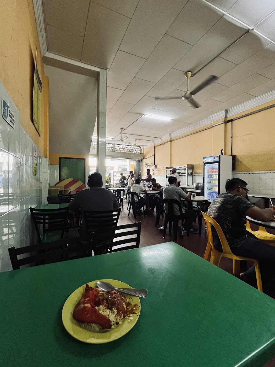 Restoran SMR Nasi Lemak Royale - Photo 7
