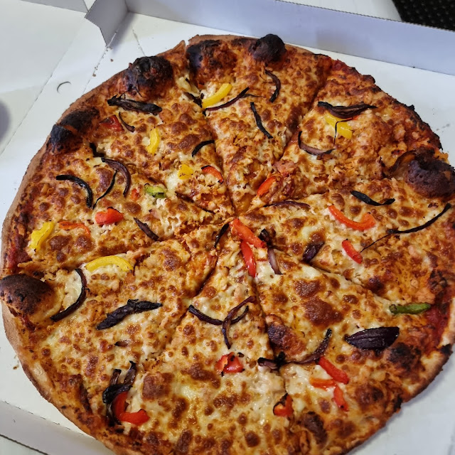 14 Inch Spicy Chicken Pizza