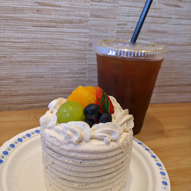 Earl Grey Cake