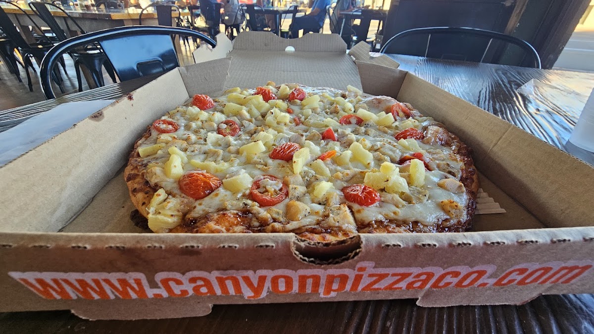 Moab Canyon Pizza Co. - Photo 4