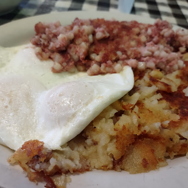 Corned Beef Hash & Eggs