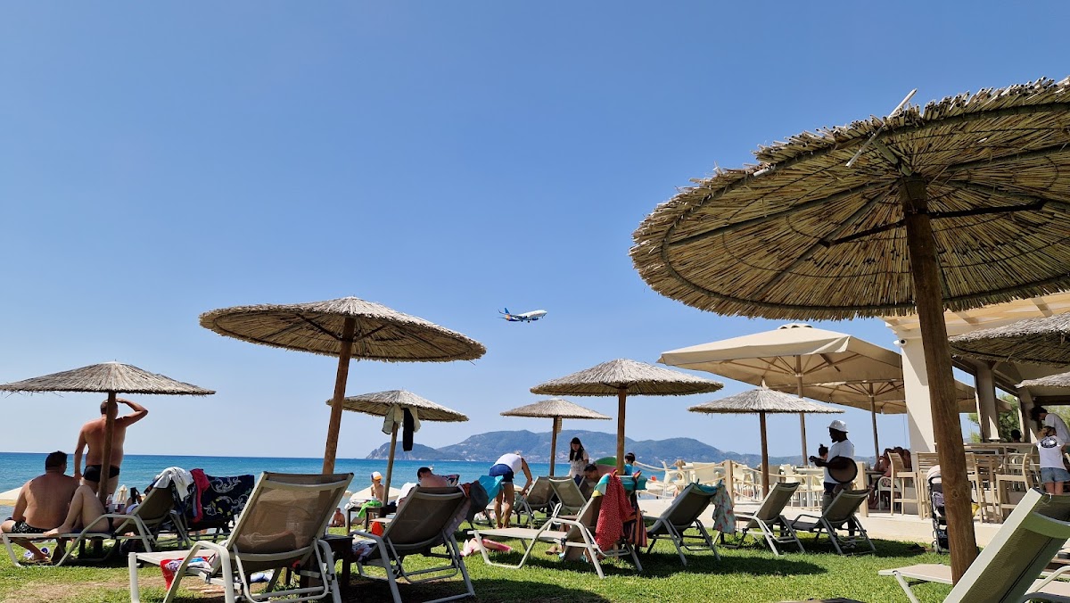 Kalamaki Taverna - Photo 3