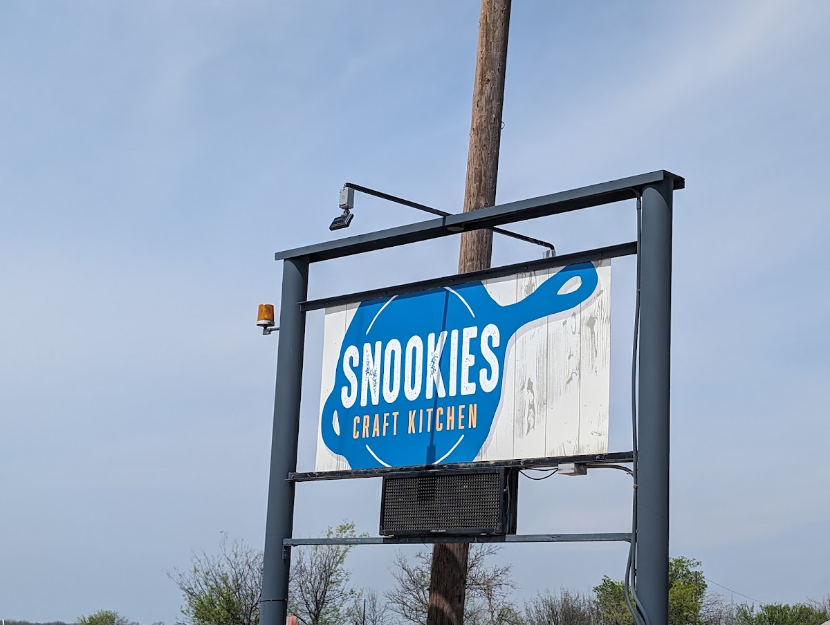 Snookies Craft Kitchen - Photo 5