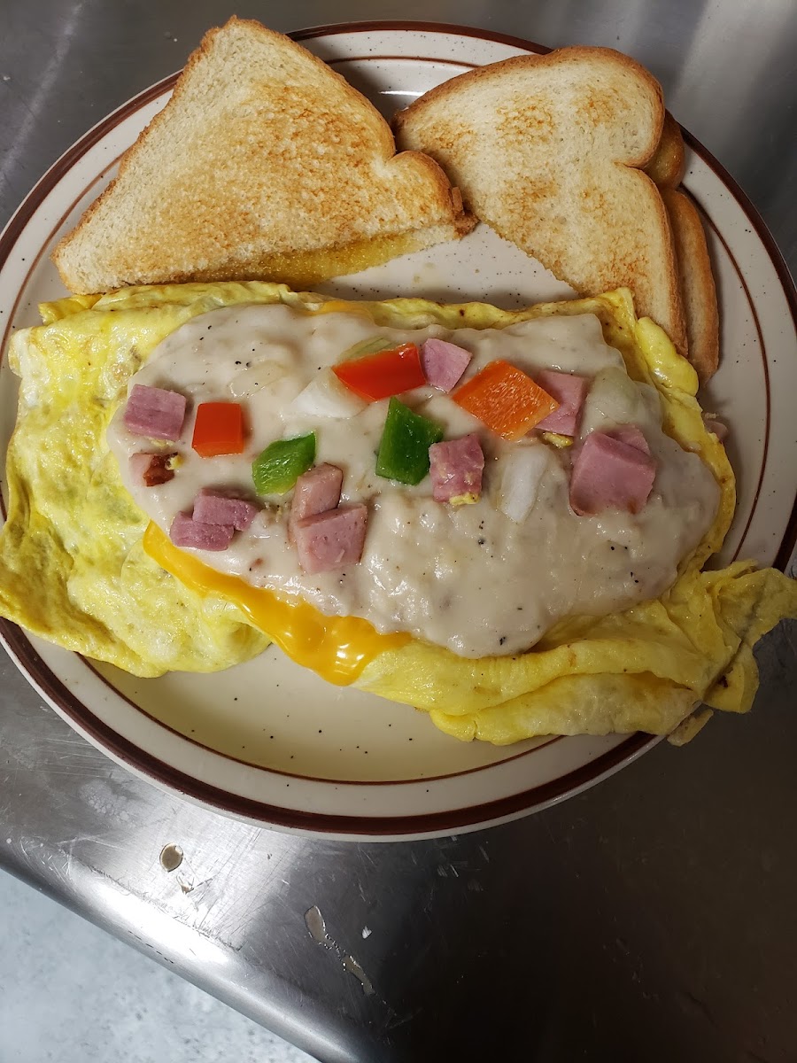 GlennO's Corner Cafe - Photo 6