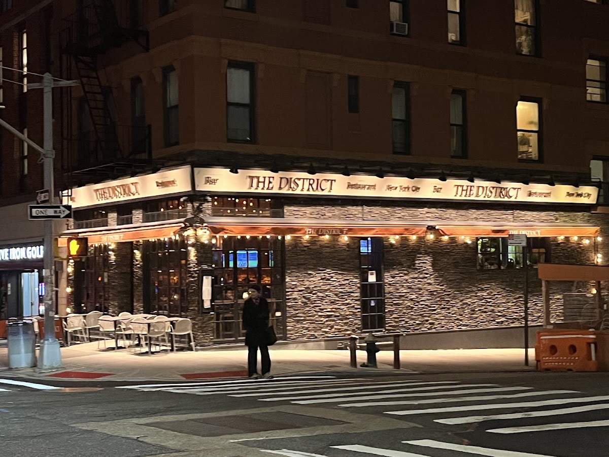 The District - Photo 4