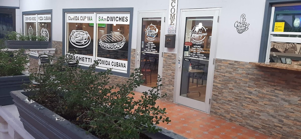 La Rampa Restaurant - Photo 5