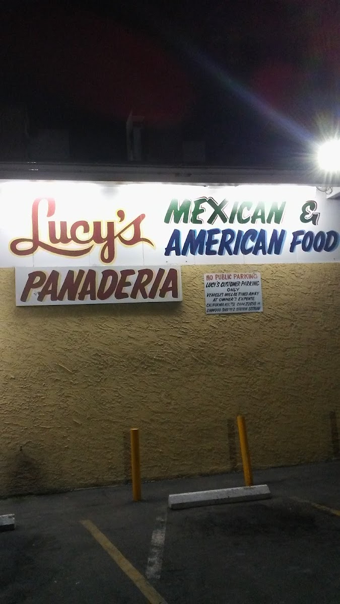 Lucy's Restaurant - Photo 3