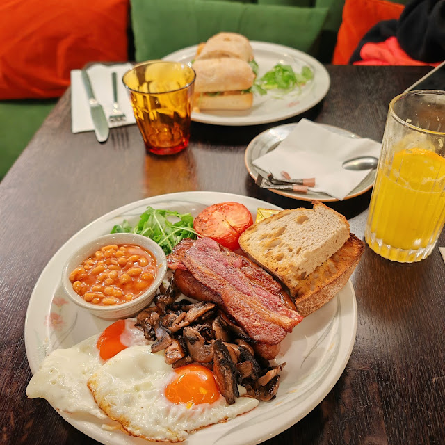 English Breakfast