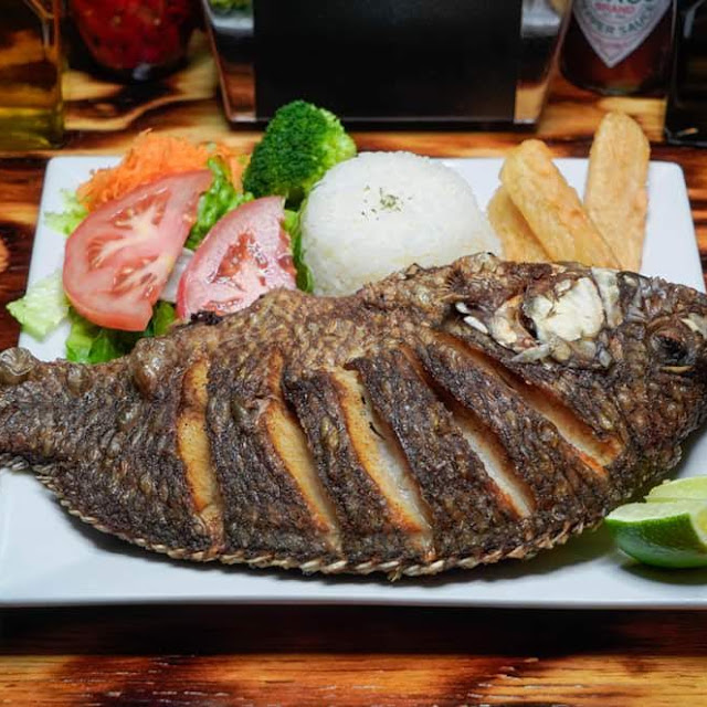 Whole Fried Tilapia Tilápia Inteira Frita
