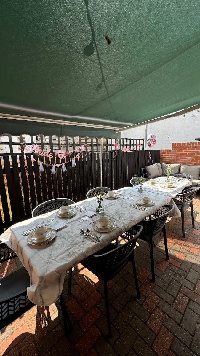 Lucy’s Blandford - Photo 4