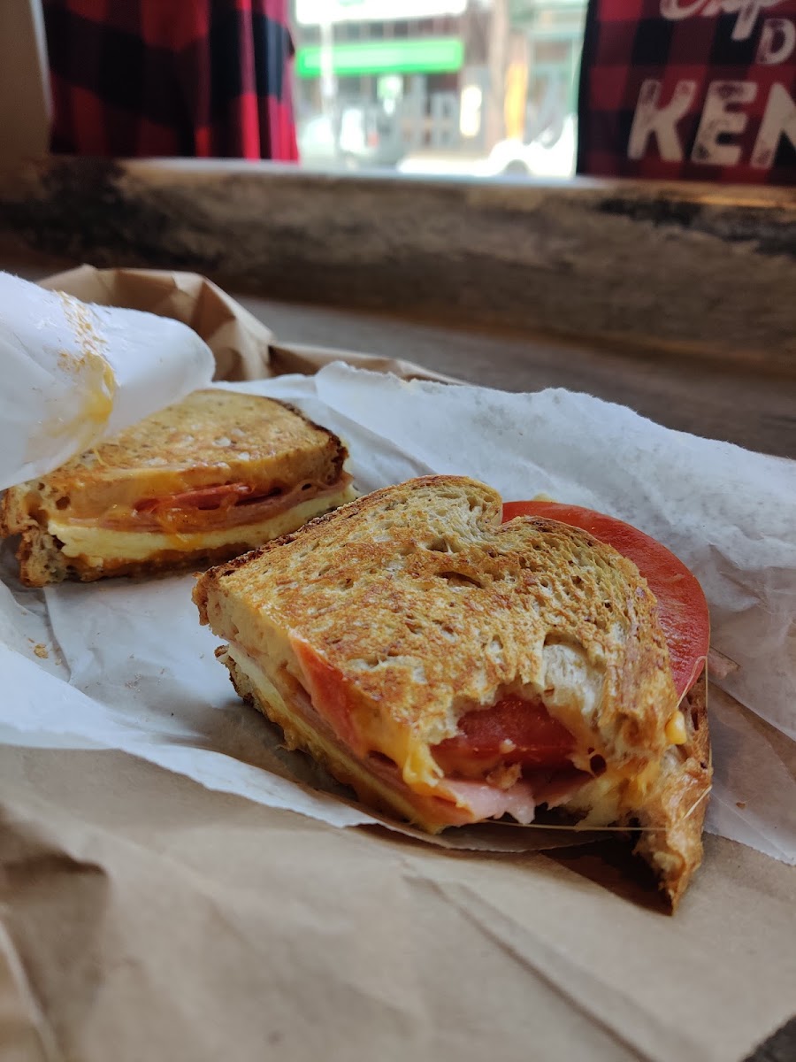 HoJoe Coffee & Eatery - Photo 4