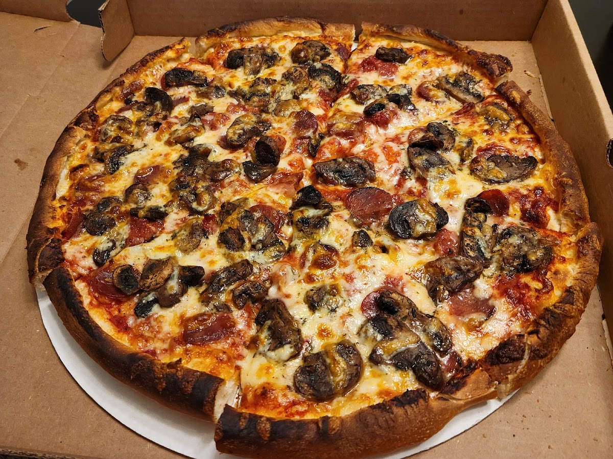 C & N Pizza and Grille - Photo 1