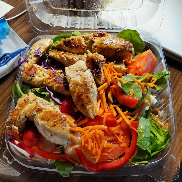 Grilled Chicken Garden Salad