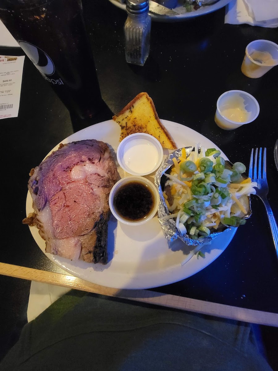 Timber's Bar & Grill Redmond - Photo 9