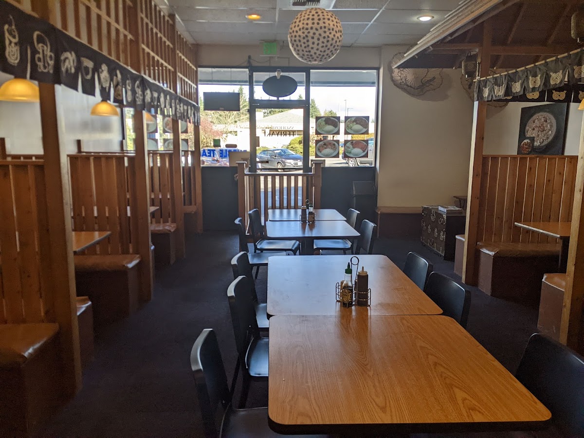 Snohomish Teriyaki - Photo 3