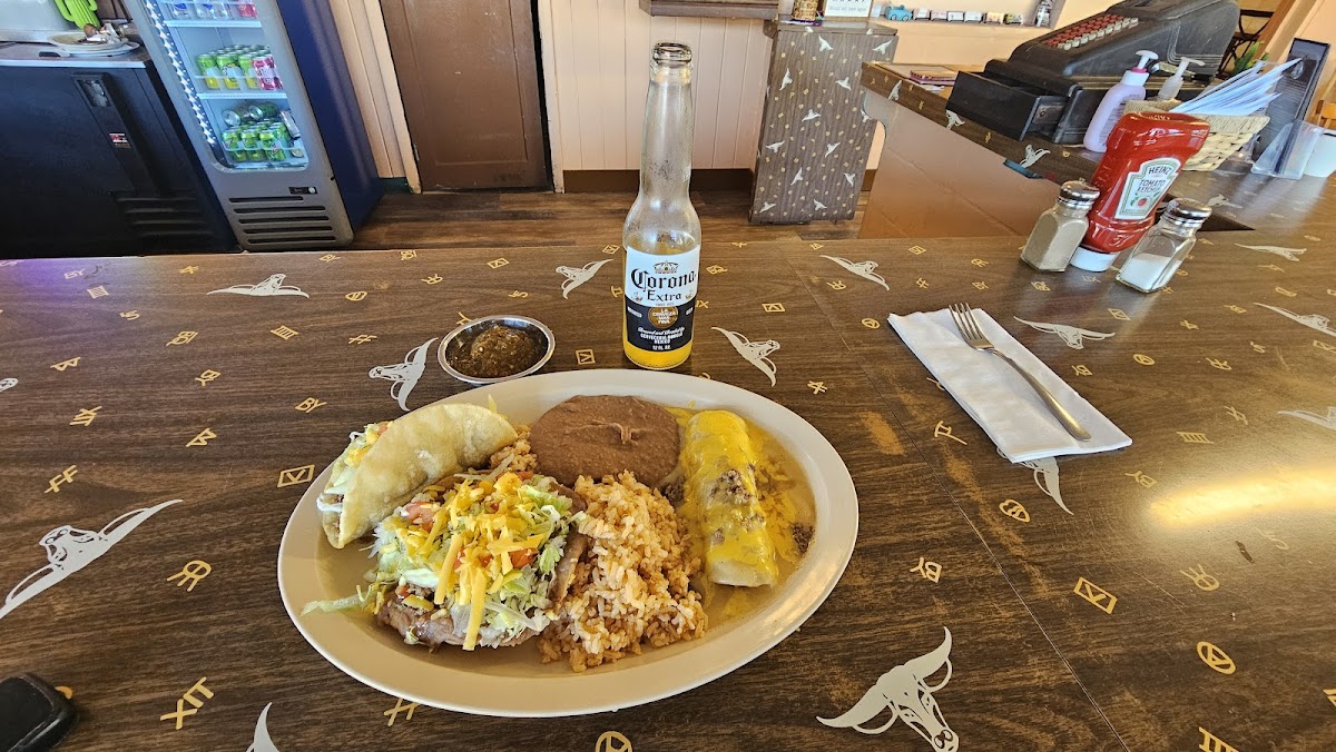 Contreras Mexican Restaurant - Photo 2