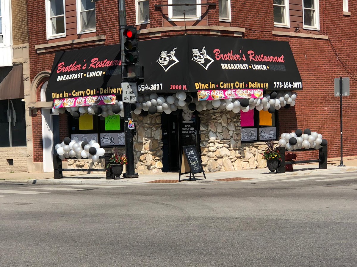 Brothers Restaurant - Photo 2