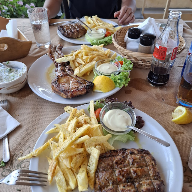 Χοιρινό Μπριζολα
