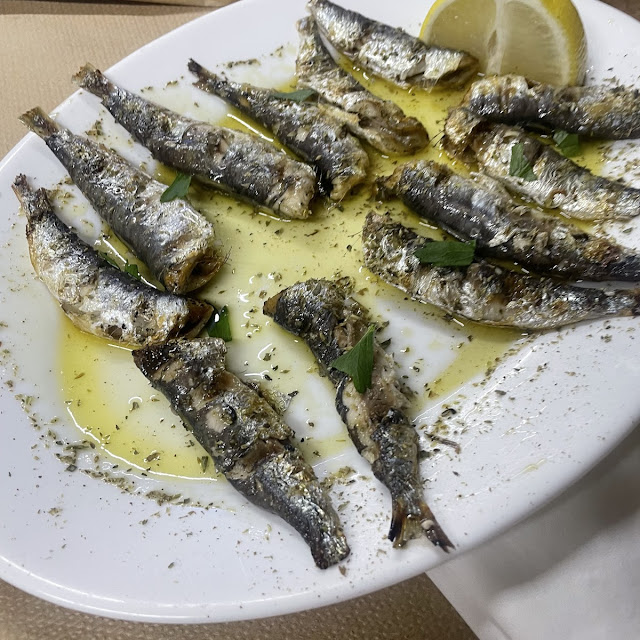 Σαρδέλεσ