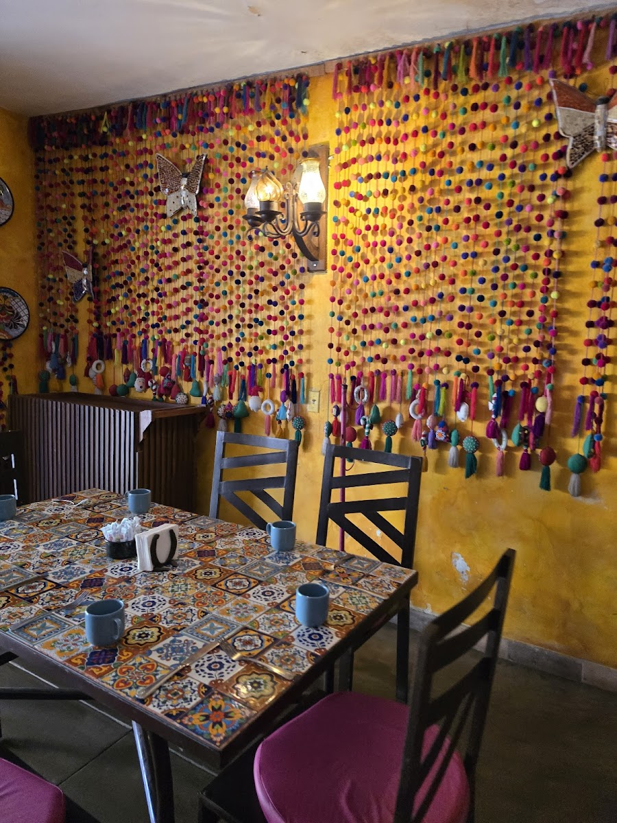 Jazmin's Restaurant - Photo 5