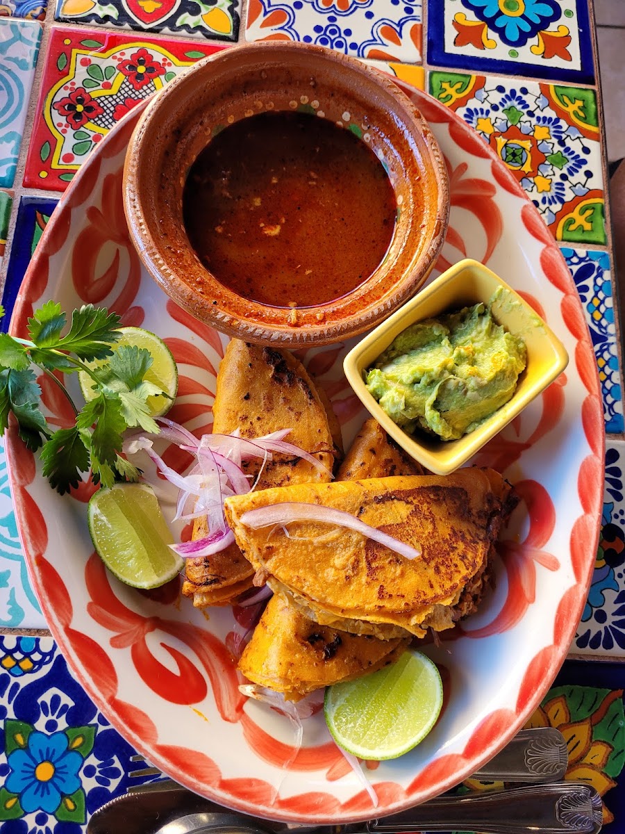 Jazmin's Restaurant - Photo 7